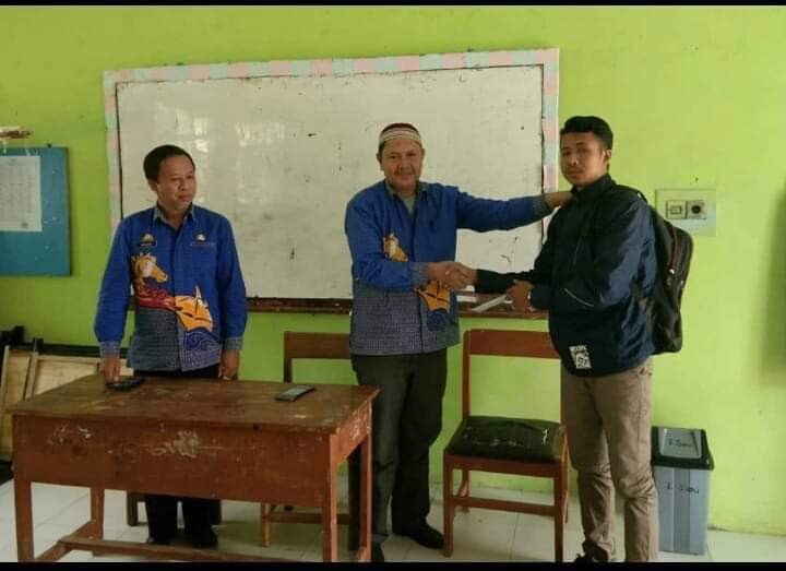 Pak Armansyah   Pindah  Tugas, Jajaran Guru  SMP Negeri 23 SINJAI Bersedih